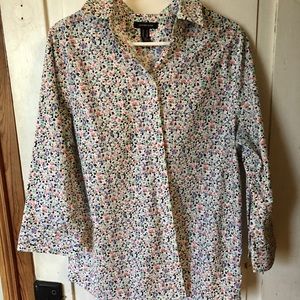 Women’s Lands’ End flowered button down shirt top